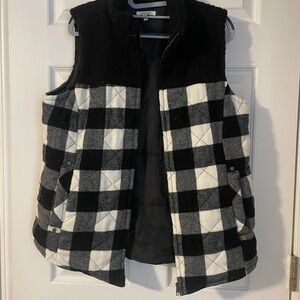 Maurices Black Buffalo Plaid Vest, size M